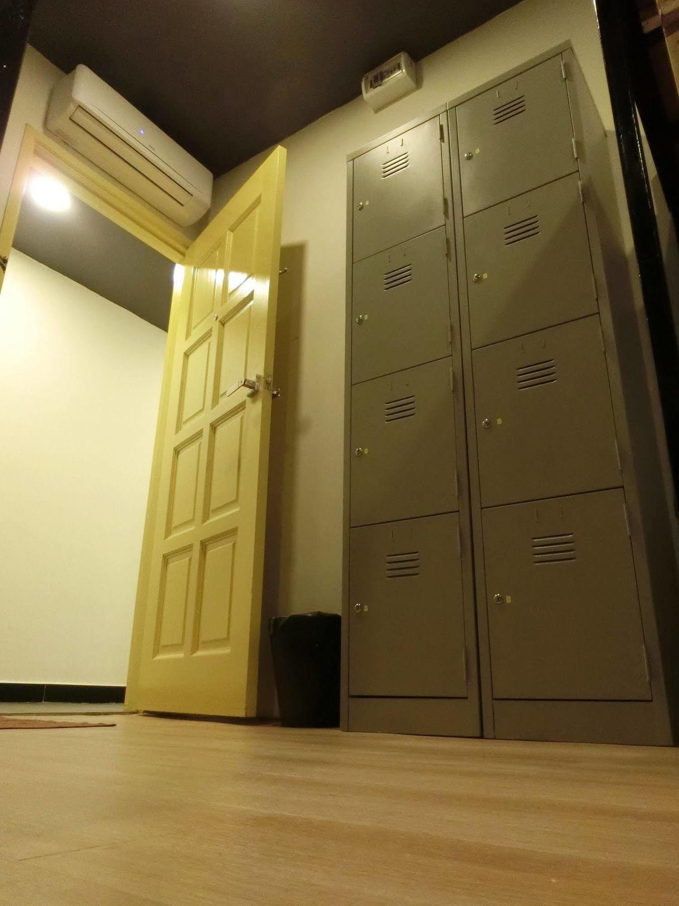 Hostel Revopackers Beds And Bunks Kuala Lumpur Zewnętrze zdjęcie