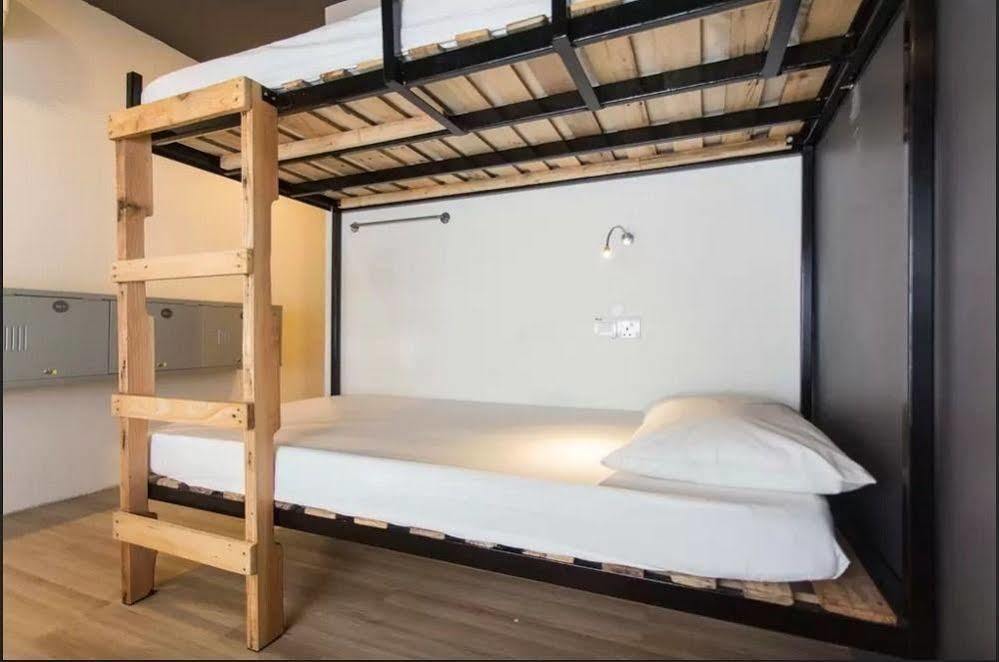 Hostel Revopackers Beds And Bunks Kuala Lumpur Zewnętrze zdjęcie