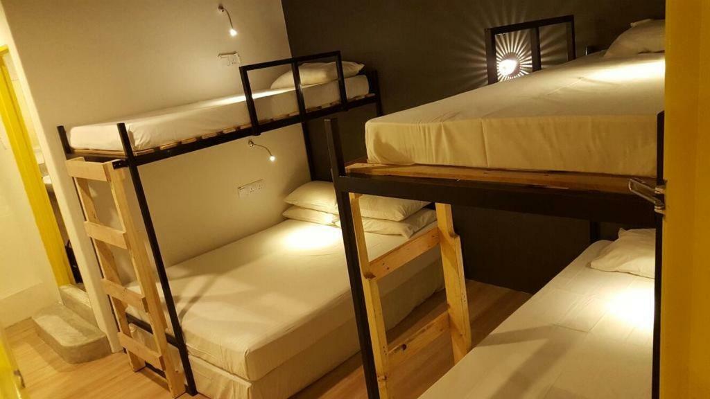 Hostel Revopackers Beds And Bunks Kuala Lumpur Zewnętrze zdjęcie